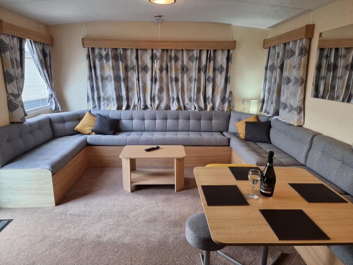 Elbry Hotel Heysham Buitenkant foto